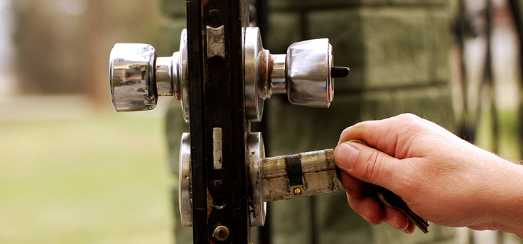front door latch repair Castaic